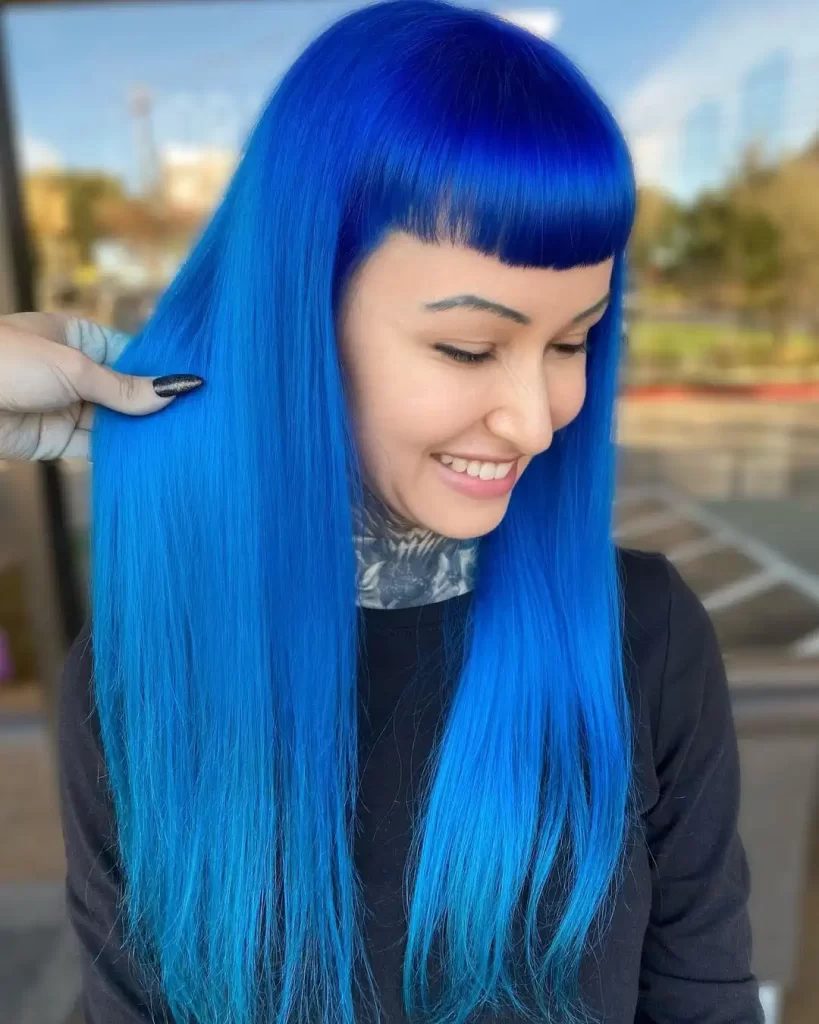 cat rambut warna biru yang bagus wanita 