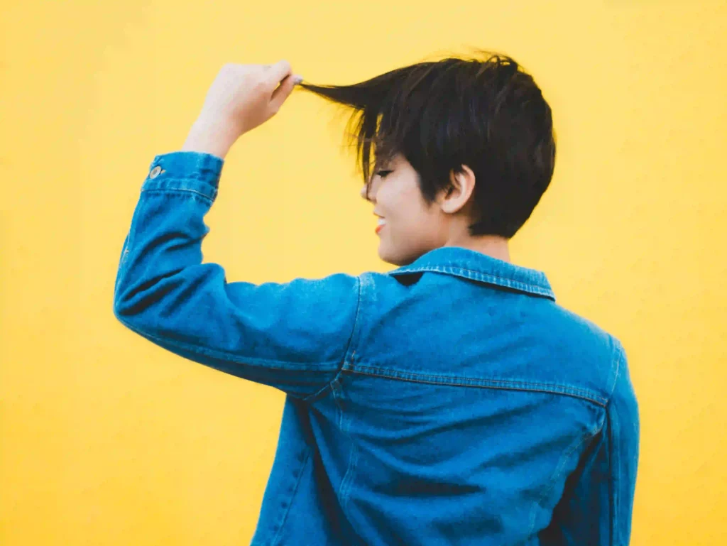 model rambut pixie cut
