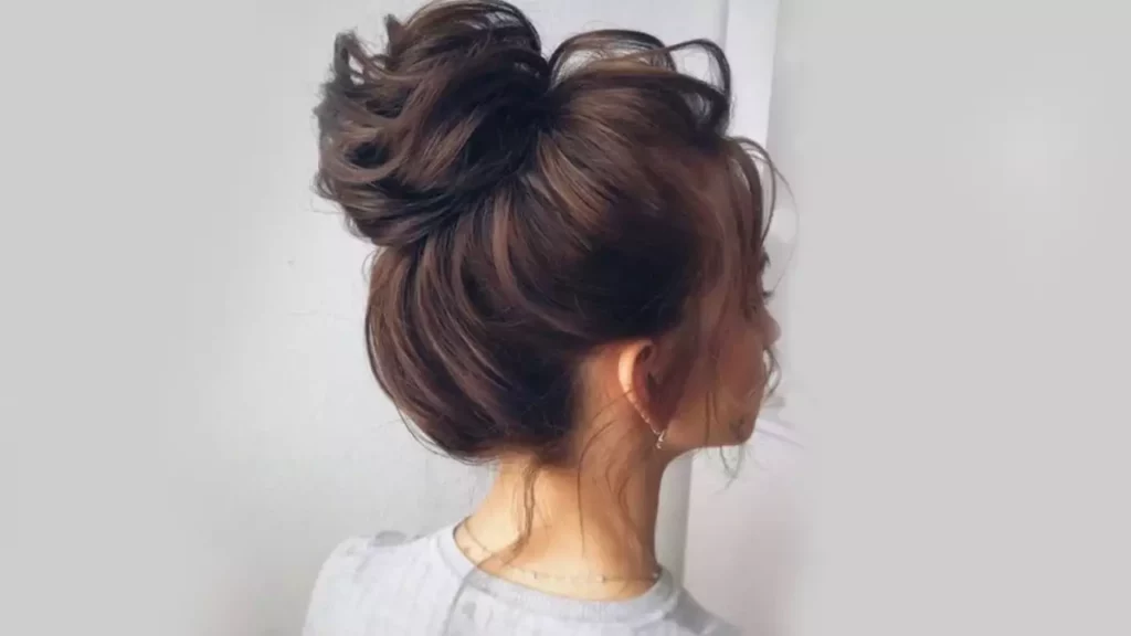 gaya rambut messy bun