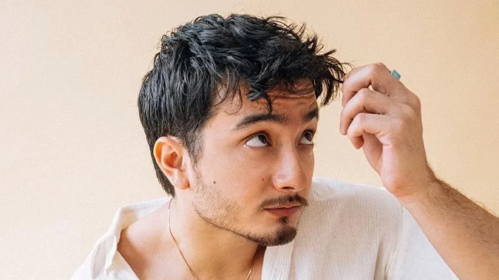 gaya rambut Bryan Domani