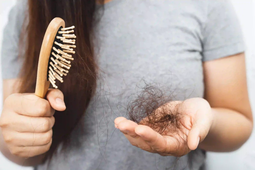 tips mengatasi rambut rontok saat menyusui