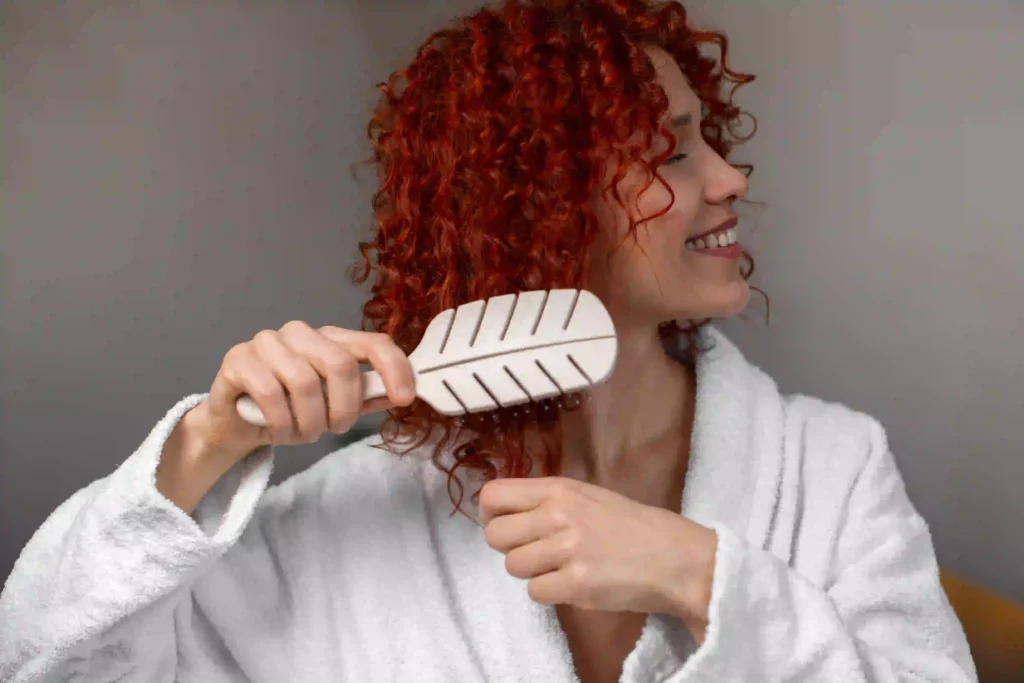 rekomendasi sisir untuk rambut keriting