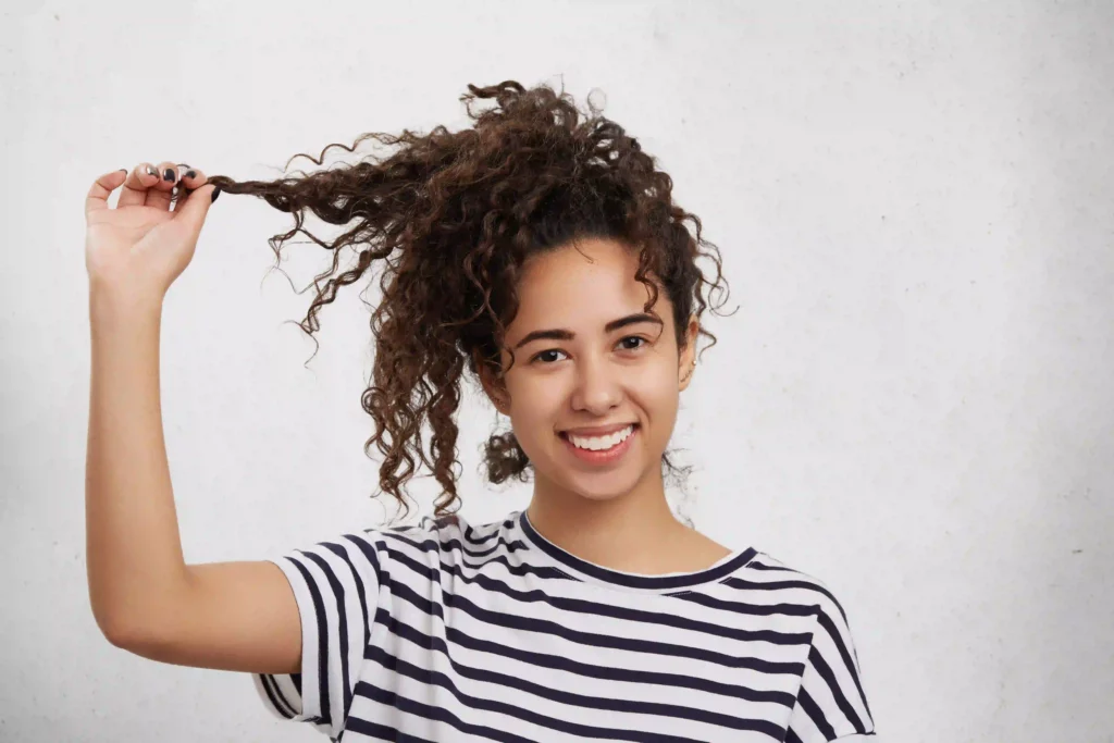 tips menata rambut keriting