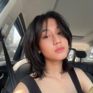 artis rambut wolf cut